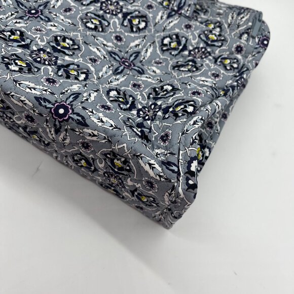 Vera Bradley Gray Recycled Cotton Plaza Tile Pattern Grand Hanging Travel Organi - Picture 7 of 13